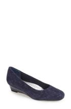 Women's Trotters 'lauren' Pump M - Blue