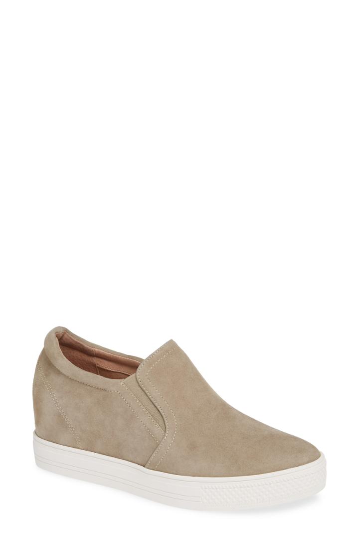 Women's Caslon Austin Slip-on Sneaker .5 M - Brown