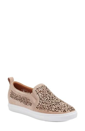 Women's Caslon Eden 2 Perforated Platform Sneaker M - Pink