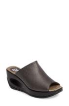 Women's Fly London Hima Platform Sandal .5-8us / 38eu - Metallic