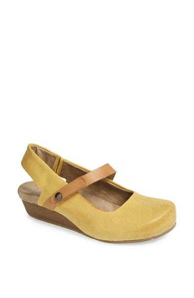 Women's Otbt 'springfield' Flat M - Yellow