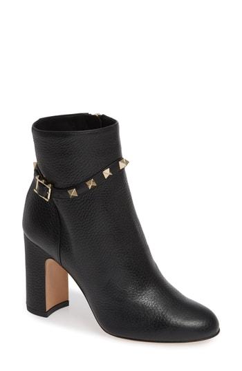 Women's Valentino Garavani Rockstud Buckle Bootie Us / 35eu - Black