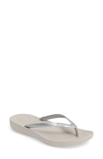 Women's Fitflop Iqushion Flip Flop M - Metallic