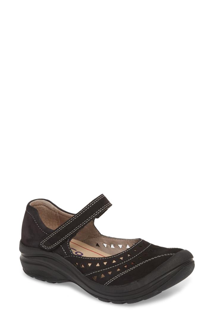 Women's Bionica Matia Mary Jane Sneaker .5 M - Black