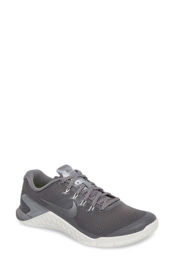 Women's Nike Metcon 4 Training Shoe M - Grey