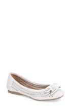 Women's J. Renee Valeria Bow Flat .5 B - White