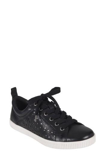 Women's Earth Tangor Perforated Sneaker M - Black
