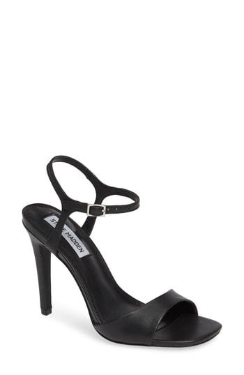 Women's Steve Madden Fitz Sandal .5 M - Black