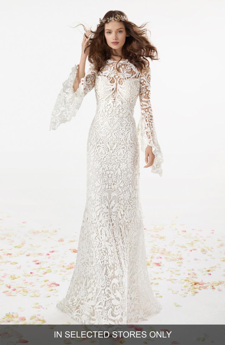 Women's Rosa Clara Keanna Guipure Lace Gown, Size - Ivory