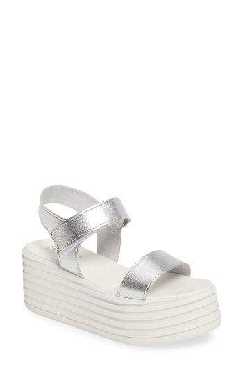 Women's Topshop Platform Sandals .5us / 36eu - Metallic