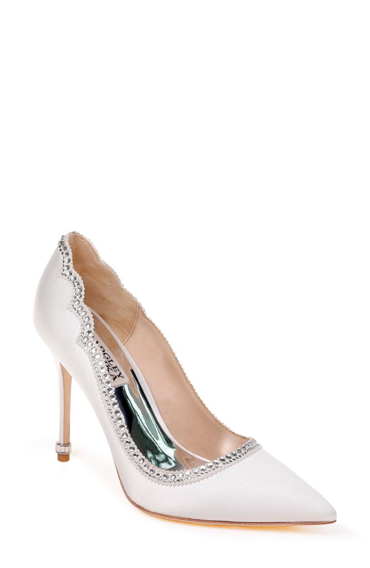 Women's Badgley Mischka Sunset Pointy Toe Pump .5 M - White