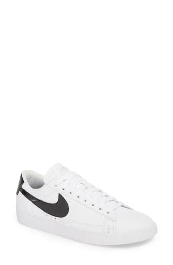 Women's Nike Blazer Low Essential Sneaker .5 M - White