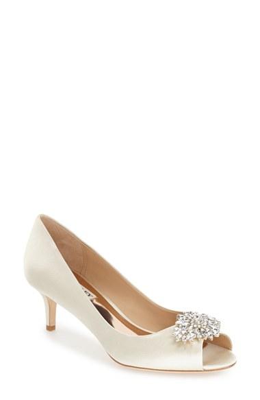 Women's Badgley Mischka 'nakita' Kitten Heel Peep Toe Pump