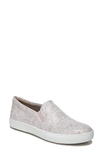 Women's Naturalizer Marianne Slip-on Sneaker .5 N - White