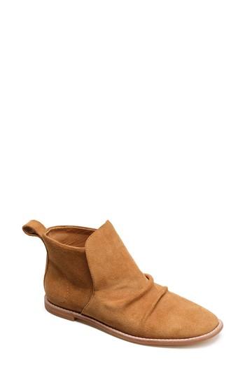 Women's Bill Blass Macey Bootie M - Beige