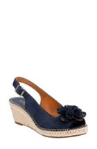 Women's Clarks Petrina Bianca Wedge Sandal .5 M - Blue