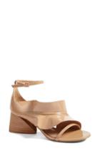 Women's Mercedes Castillo Kiah Sandal M - Beige