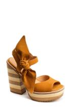 Women's Bill Blass Bolton Platform Sandals .5 M - Brown