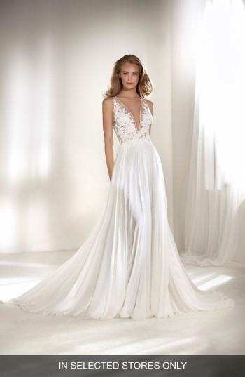 Women's Atelier Pronovias Riado Plunging Lace & Chiffon A-line Gown, Size In Store Only - Ivory