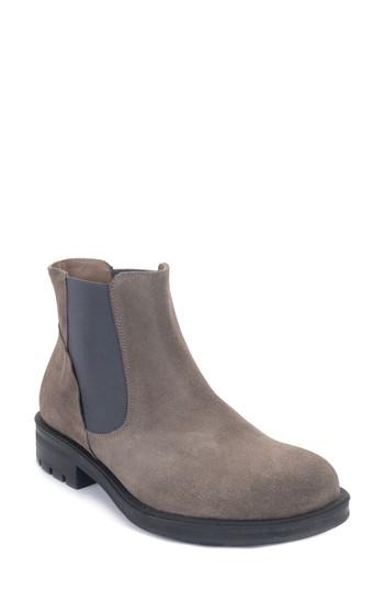 Women's Italeau Primetta Water-resistant Chelsea Bootie Us / 36eu - Beige