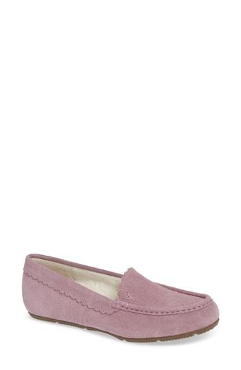 Women's Vionic Mckenzie Moccasin M - Purple