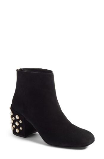 Women's Stuart Weitzman Pearlbacari Bootie .5 M - Black
