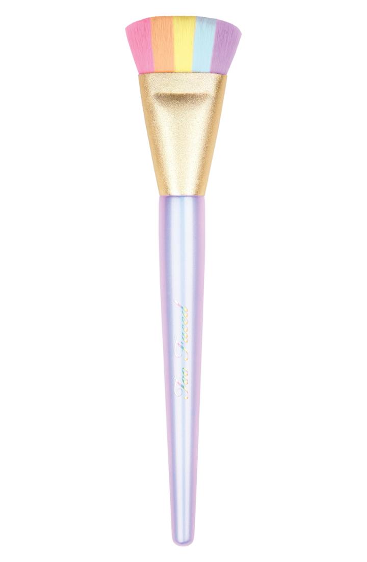 Too Faced Magical Rainbow Strobing Brush