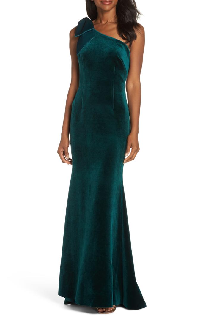 Women's Eliza J Bow One-shoulder Velvet Gown (similar To 14w) - Green