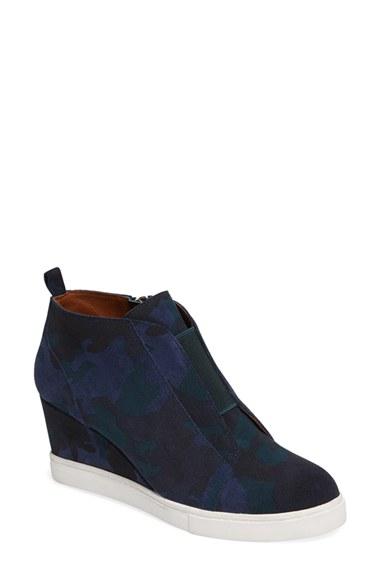 Women's Linea Paolo 'felicia' Wedge Bootie M - Blue