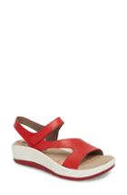 Women's Bionica Cybele Platform Sandal .5 M - Red