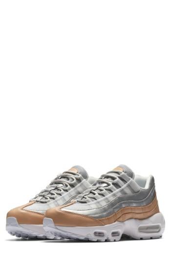 Women's Nike Air Max 95 Special Edition Running Shoe M - Metallic