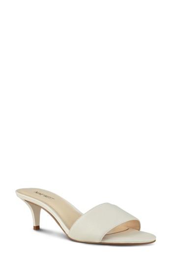 Women's Nine West Lynton Sandal .5 M - White