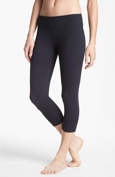 Zella 'live In - Streamline' Reversible Mesh Inset Capris Womens Black Size X-large