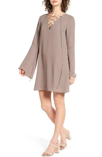 Women's Soprano Lace-up Shift Dress - Beige