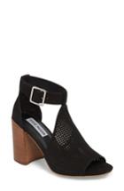 Women's Steve Madden Sawyer Sandal M - Black