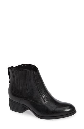 Women's Sofft Cellina Block Heel Bootie M - Black