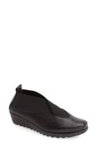Women's The Flexx 'stretch Run' Slip-on .5 M - Black