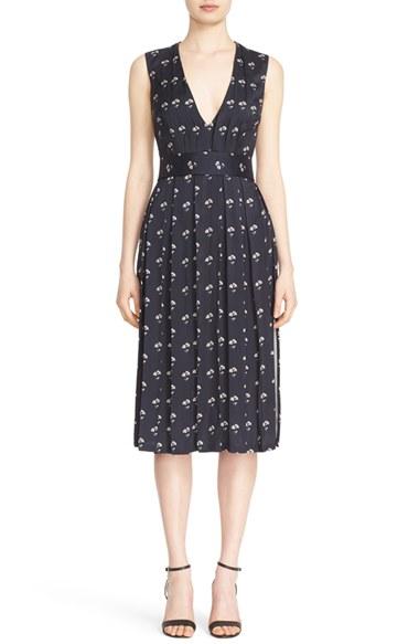 Women's Victoria Beckham Daisy Print Twill Satin Dress