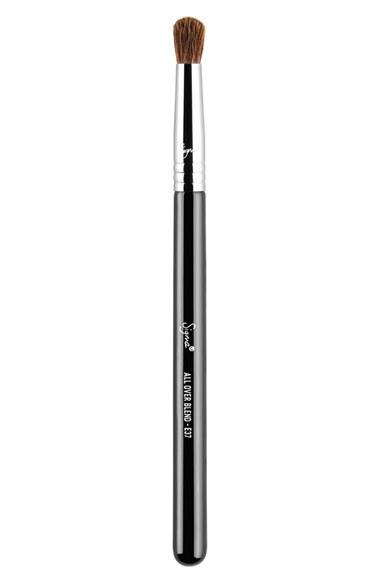 Sigma Beauty E37 All Over Blend(tm) Brush