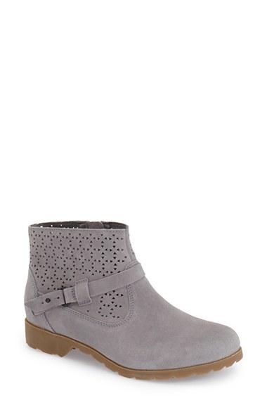 Women's Teva 'de La Vina' Waterproof Ankle Boot M - Grey