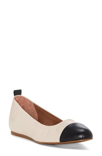 Women's Ed Ellen Degeneres Lilliane Cap Toe Ballet Flat .5 M - Beige