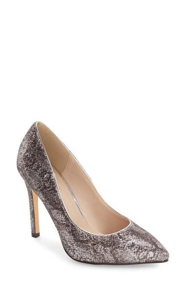Women's Menbur Mino Pointy Toe Pump Eu - Metallic