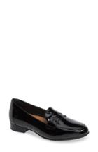 Women's Clarks Un Blush Penny Loafer M - Black