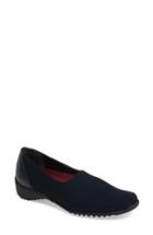 Women's Munro 'traveler' Slip-on Ww - Blue