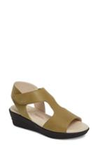 Women's Amalfi By Rangoni Gabby Platform Sandal M - Beige