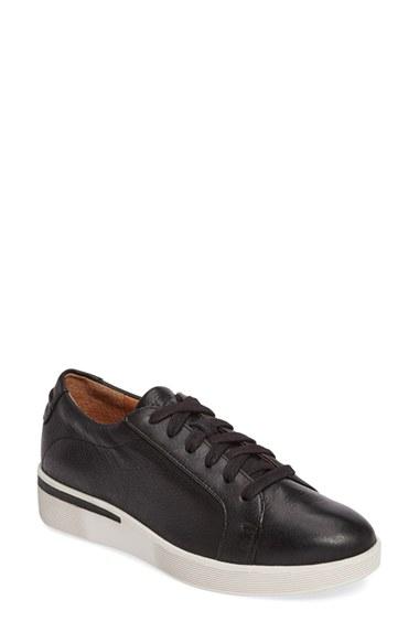 Women's Gentle Souls Haddie Low Platform Sneaker .5 M - Black