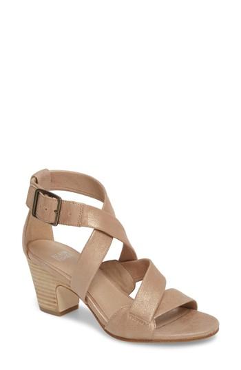 Women's Eileen Fisher Patsy Sandal M - Beige