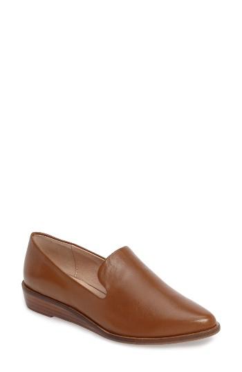 Women's Kelsi Dagger Brooklyn Abbi Venetian Loafer .5 M - Brown