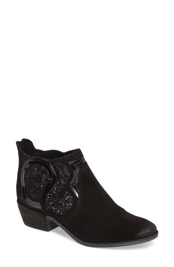 Women's Naughty Monkey Eloi Western Bootie .5 M - Black