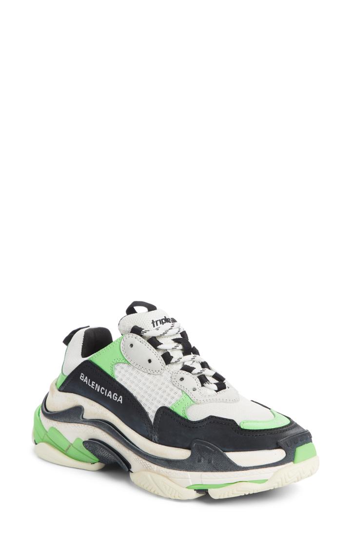 Women's Balenciaga Triple S Low Top Sneaker Us / 35eu - White